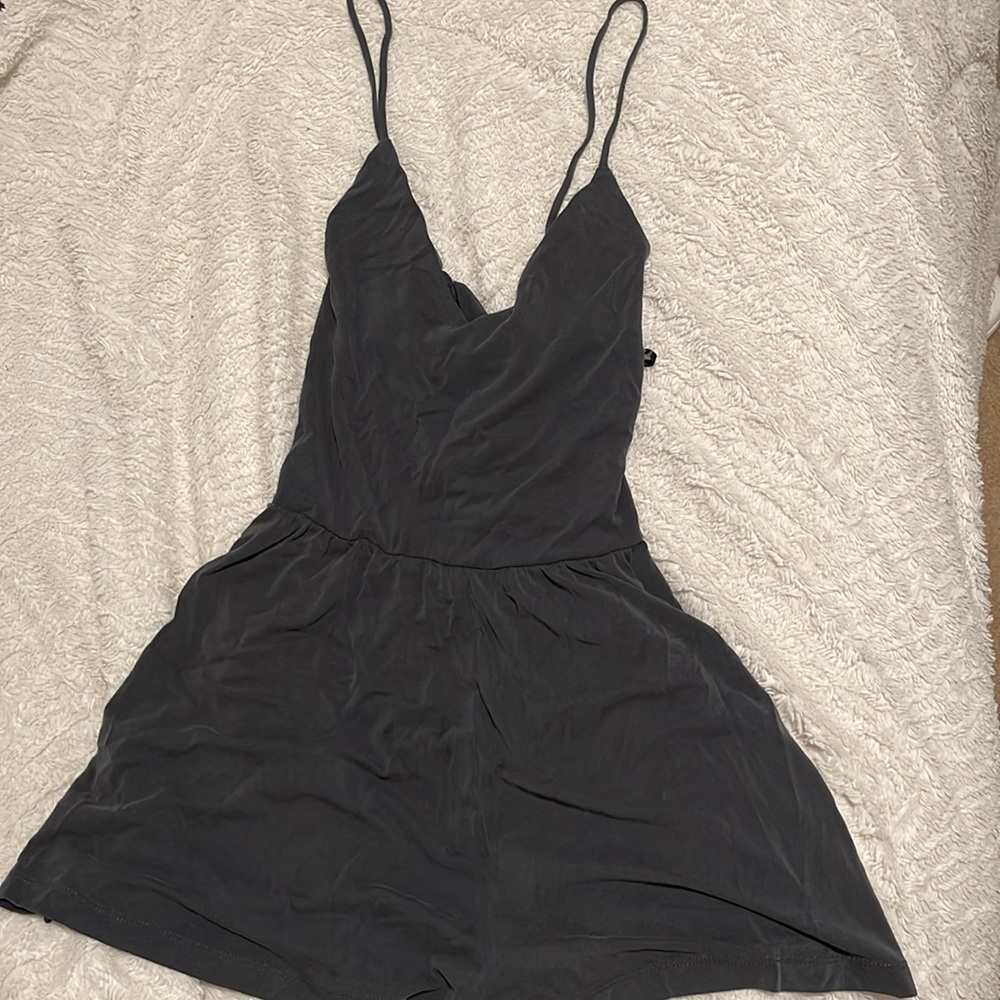 Romper- sits like a dress